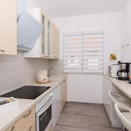 Apartment Dajana Feeling Of Home Trogir Exterior photo